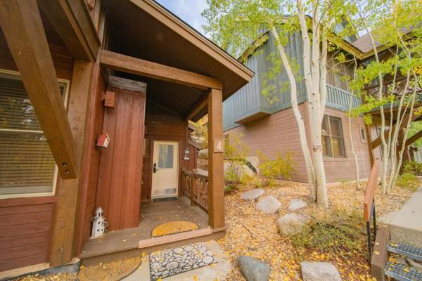 Cabin in the Pines 4