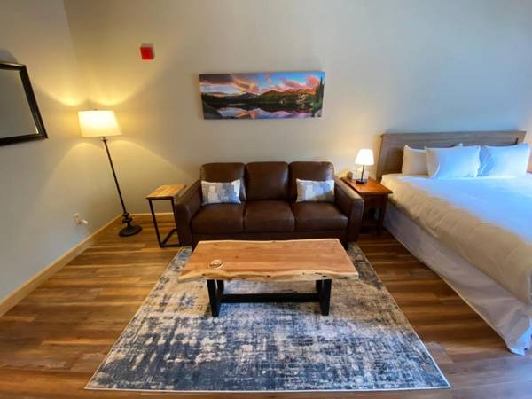 Studios in Gateway Lodge