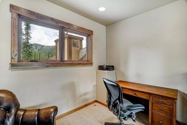 Workspace - Luxury Home #270 Next To Resort With Hot Tub & Amazing Views - FREE Activities & Equipment Rentals Daily