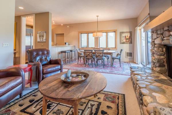 Wildflower Condo 615 - Spectacular Bald Mountain Views and Sun Valley Pool