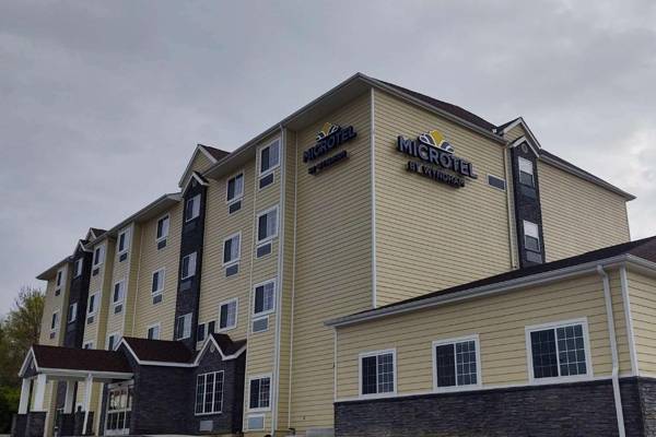 Microtel Inn & Suites by Wyndham Liberty NE Kansas City Area