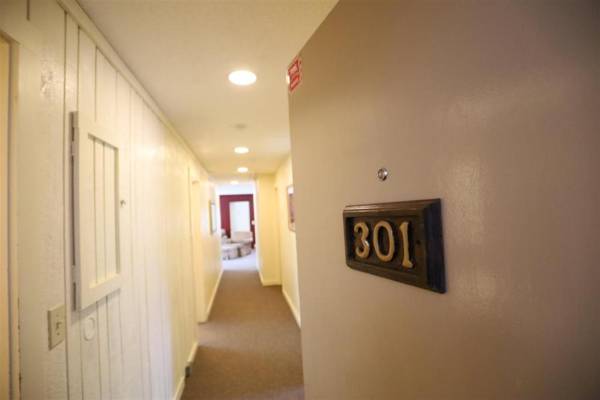 Inns of WV 301 2bd Waterville Valley