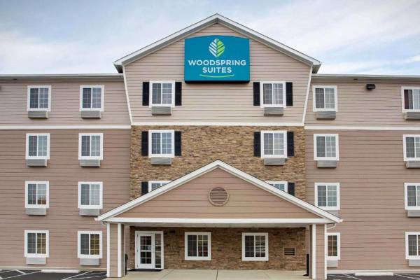 WoodSpring Suites Columbus North I-270