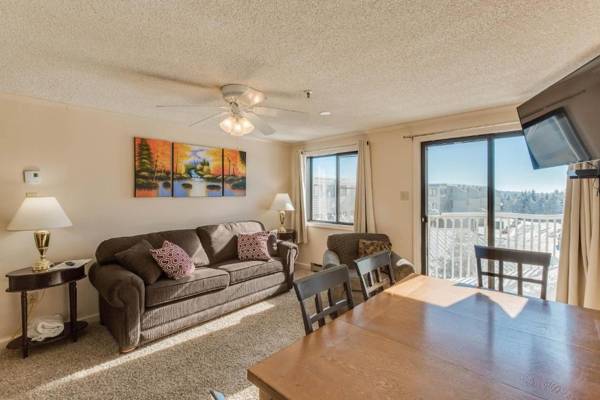 Stroll to Slopes Village Area Ski in-out MtLodge 333