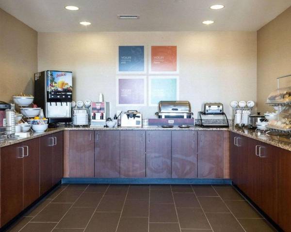 Comfort Inn & Suites Watford City