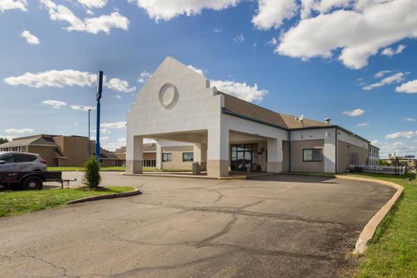 Motel 6-Rothschild WI