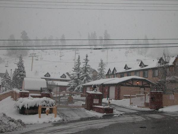 Slopeside Chalet