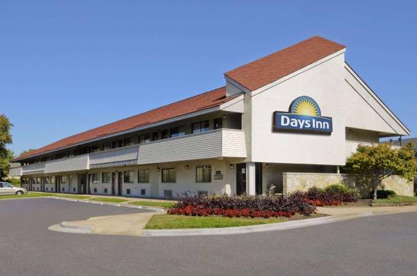Days Inn by Wyndham Overland Park