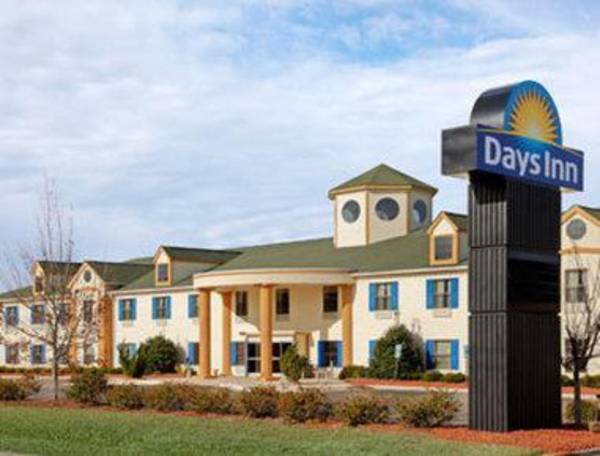 Days Inn by Wyndham Shallotte