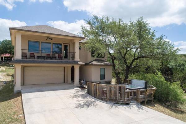 Villa at Canyon Lake CL 1233