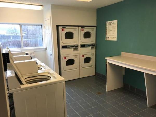 InTown Suites Extended Stay Chicago IL - Villa Park