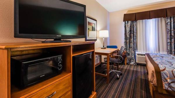 Best Western Plus Seminole Hotel & Suites