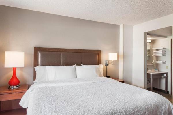 Hampton Inn & Suites Denver-Cherry Creek