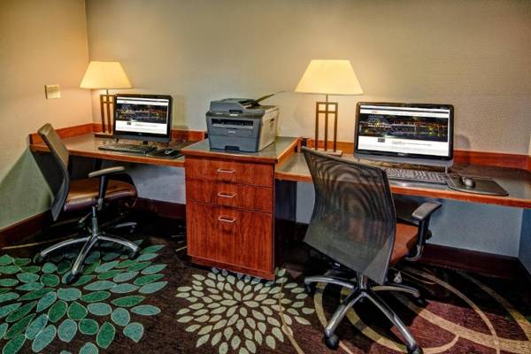 Workspace - Staybridge Suites Denver - Cherry Creek an IHG Hotel