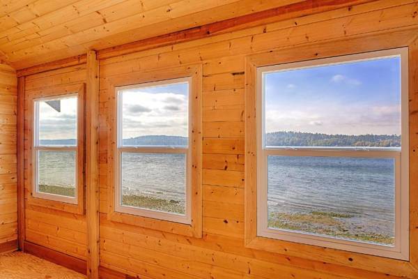 Four Stone Beach House