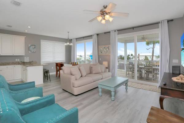 Pearly Shells by Pristine Properties