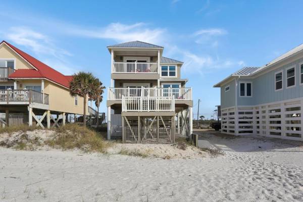 Stella Luna by Pristine Properties