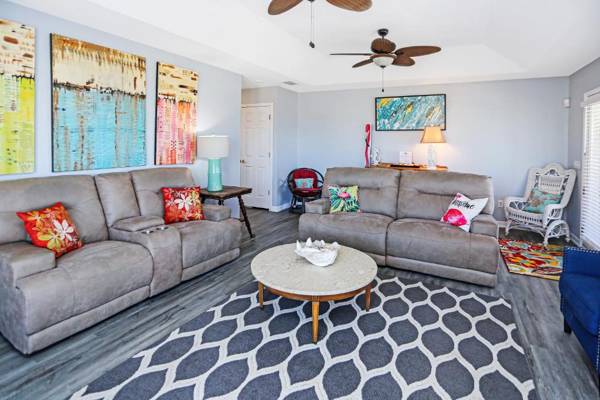 Flamingo Roost by Pristine Properties