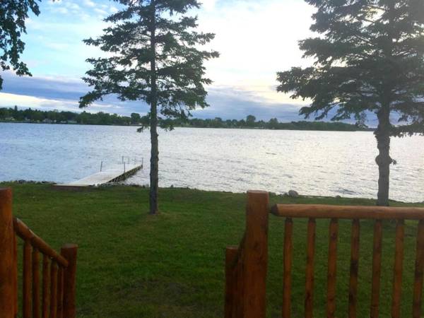 Eagle Point Cottage on Brevort Lake