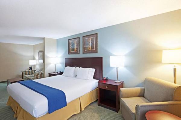 Holiday Inn Express and Suites Meriden an IHG Hotel