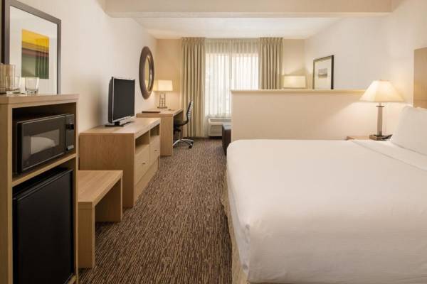 DoubleTree by Hilton Portland Tigard