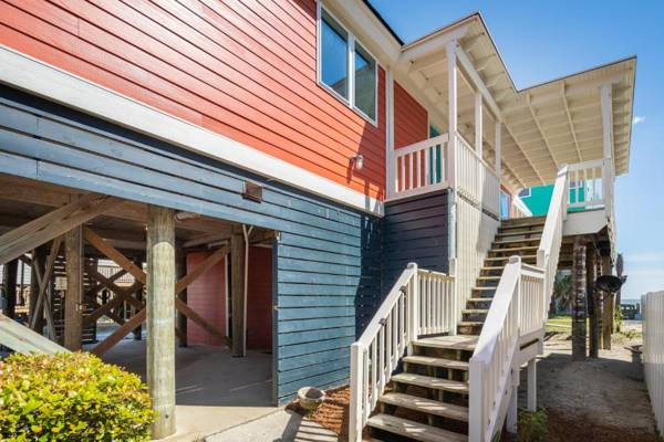 1709 E Ashley Bacon in the sun