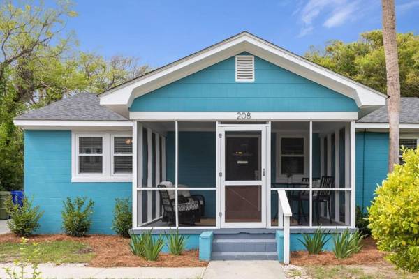 208 W Ashley - Central Location - 2 Mins to the Beach