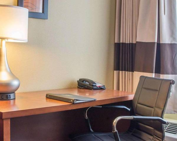 Workspace - Comfort Inn Mayfield Heights Cleveland East