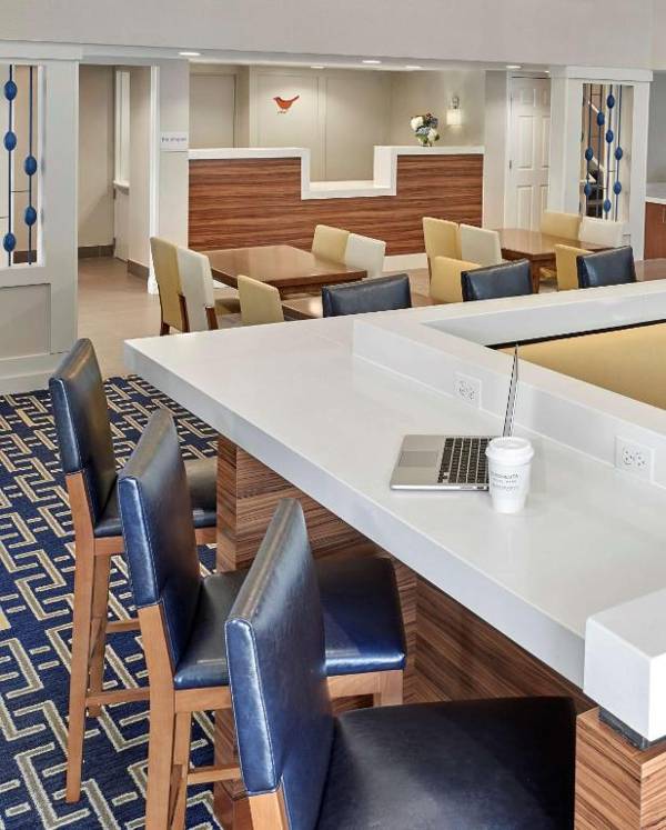 Sonesta ES Suites Cleveland Airport