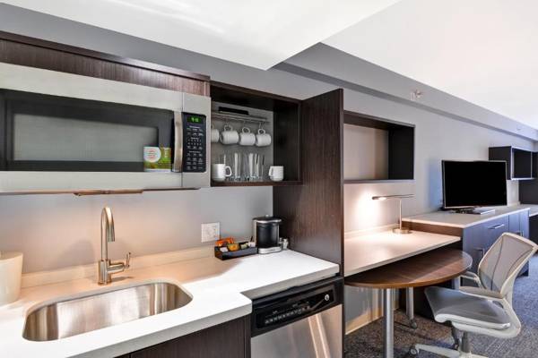 Workspace - Home2 Suites by Hilton Miramar Ft. Lauderdale