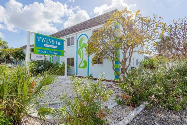 Twins Inn & Apartments