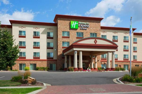 Holiday Inn Express & Suites Wausau an IHG Hotel