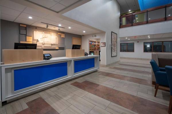 Holiday Inn Express Hotel & Suites Coon Rapids - Blaine Area an IHG Hotel