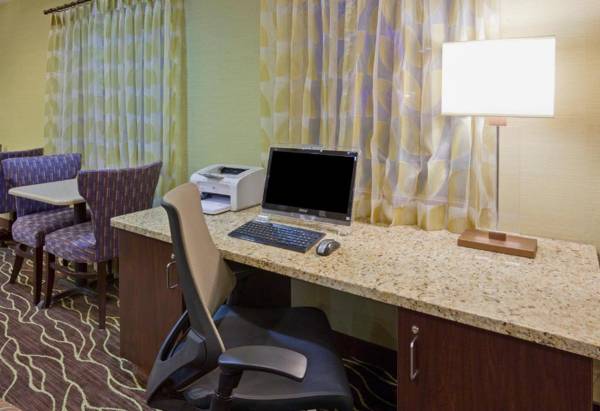 Holiday Inn Express Hotel & Suites St. Paul - Woodbury an IHG Hotel