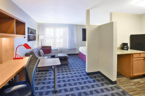 Workspace - TownePlace Suites Minneapolis-St. Paul Airport/Eagan