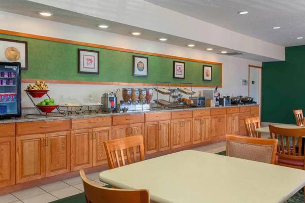 Fairfield Inn and Suites by Marriott Wheeling St Clairsville