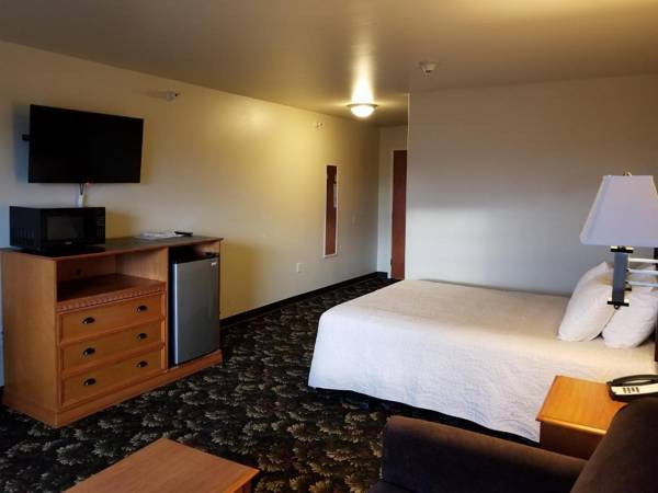 Grand View Inn & Suites