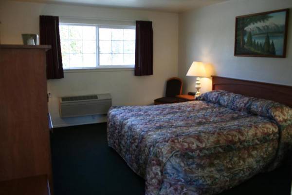 Hi-Lo Motel Cafe and RV Park