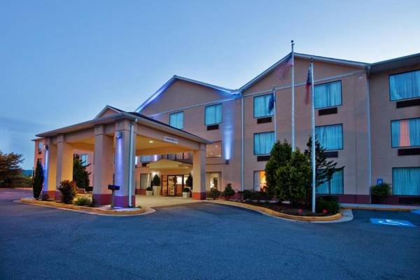 Holiday Inn Express Hotel & Suites Hiawassee an IHG Hotel