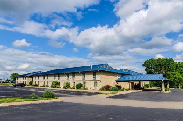 Quality Inn & Suites Winfield