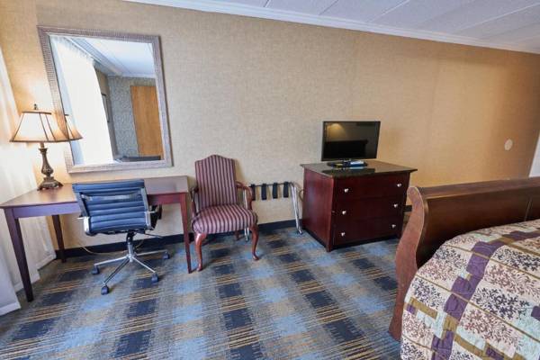 Workspace - Riverview Inn & Suites