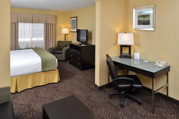 Workspace - Holiday Inn Express Hotel & Suites Charlotte an IHG Hotel