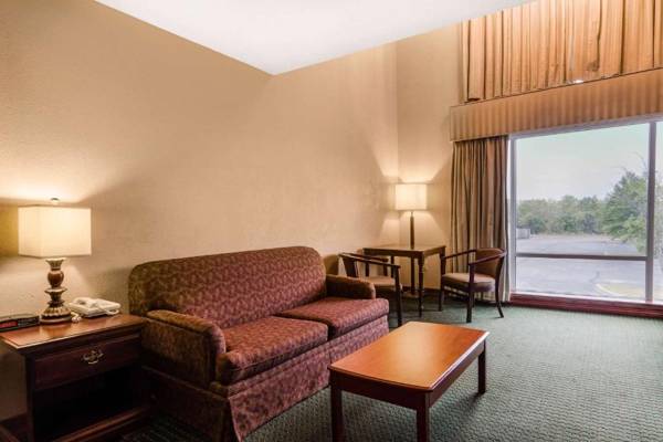 Quality Inn & Suites Carthage