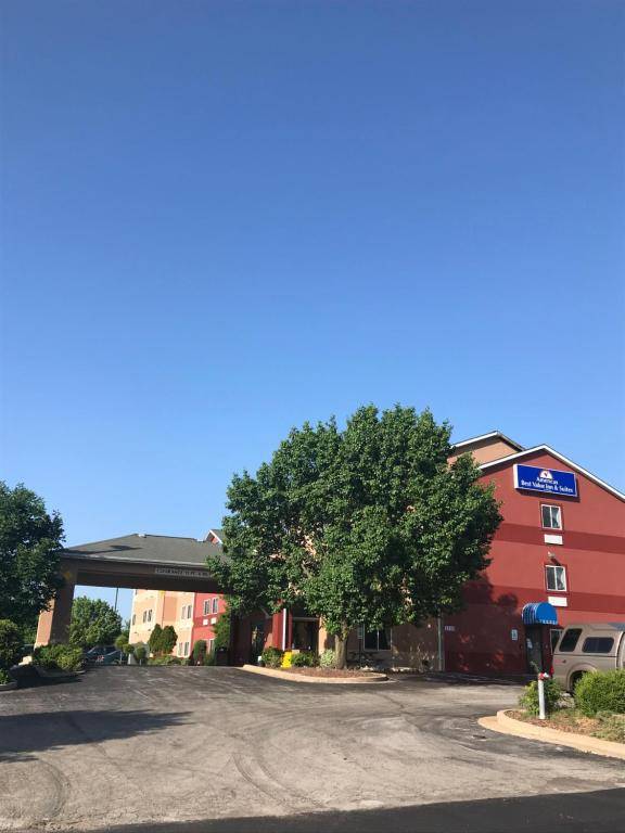 Americas Best Value Inn and Suites Saint Charles