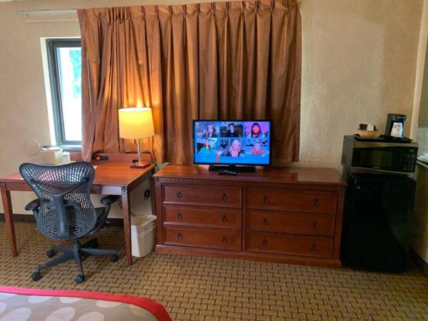 Workspace - Ramada by Wyndham West Atlantic City