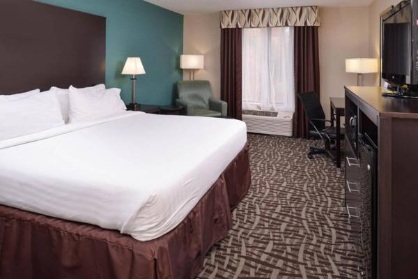 Workspace - Holiday Inn Express Hotel & Suites Youngstown - North Lima/Boardman an IHG Hotel