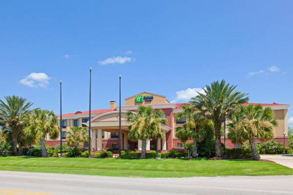 Holiday Inn Express & Suites Wharton an IHG Hotel