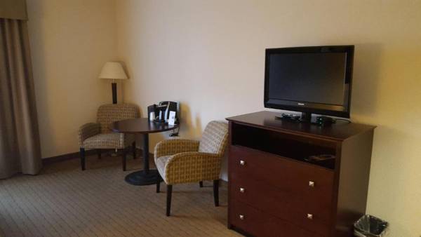 Holiday Inn Express Hotel & Suites Antigo an IHG Hotel