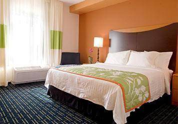 Fairfield Inn & Suites-Washington DC