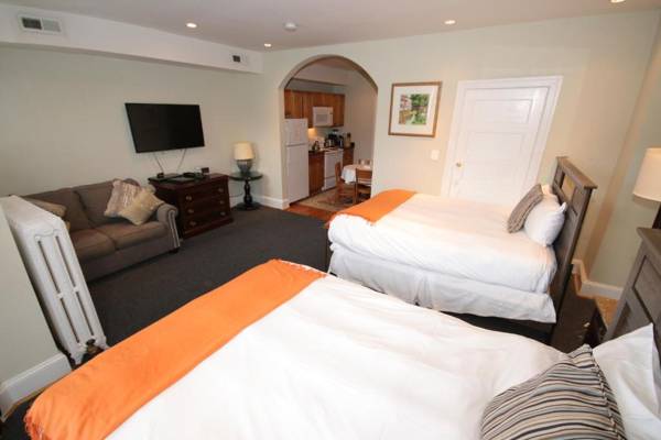 Gorgeous Refurbished 2Bdrm Home